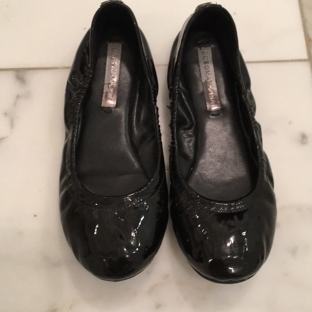 Womens’ BCBG Max Azria Black Patent Leather Ballet Flats-Size 7